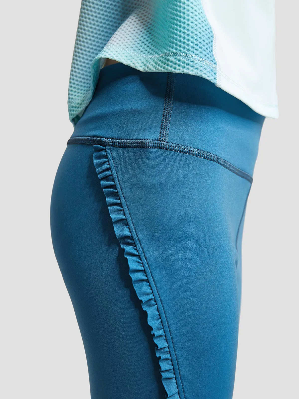 HEAVENLY Rippled Edge Cropped Leggings