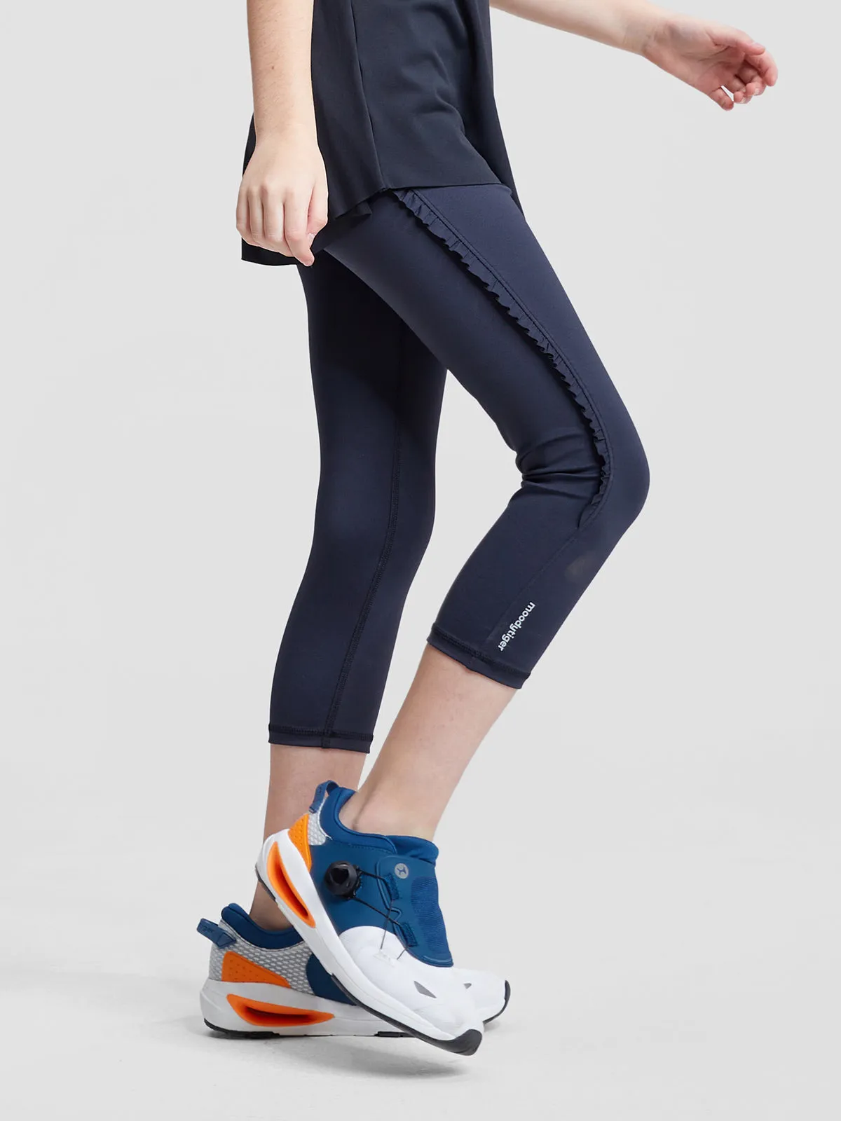 HEAVENLY Rippled Edge Cropped Leggings