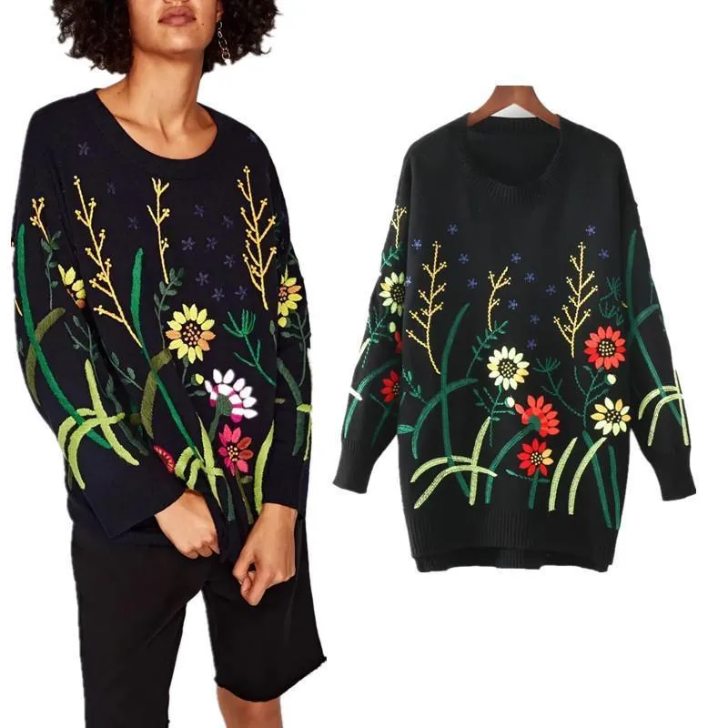 High Street Embroidery O-neck Loose Sweater