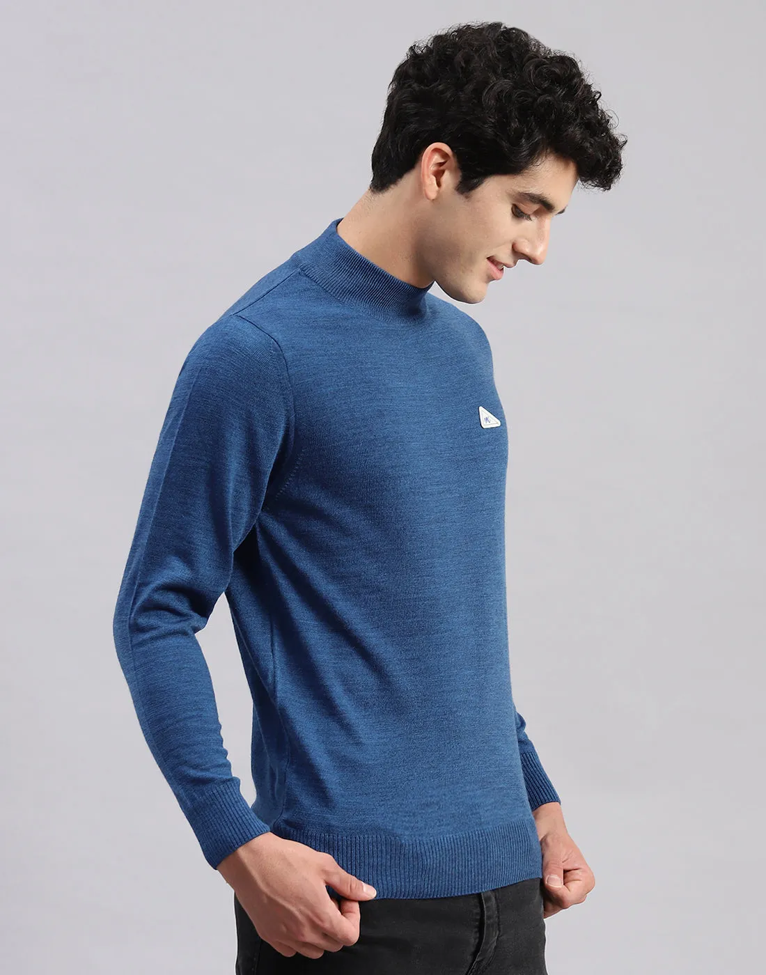 Men Blue Solid T Neck Full Sleeve Sweaters/Pullovers