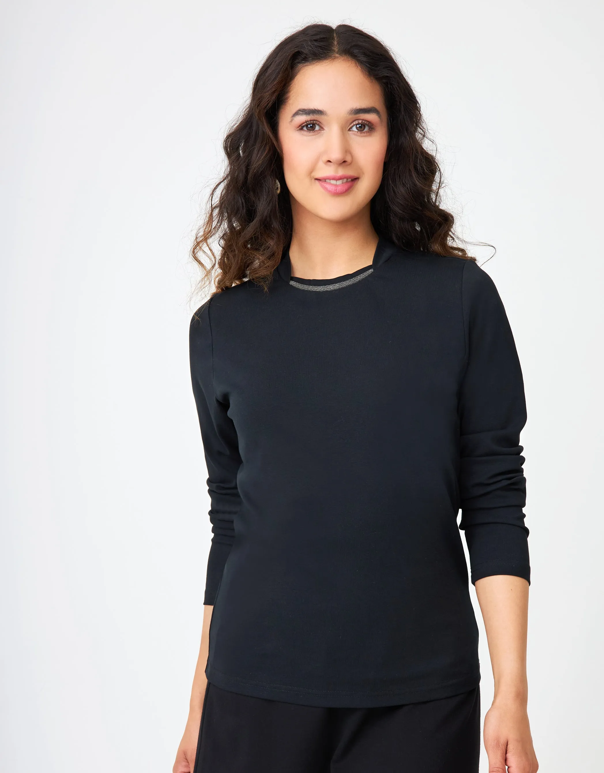 Micro Bead Neck Trim Tee Black