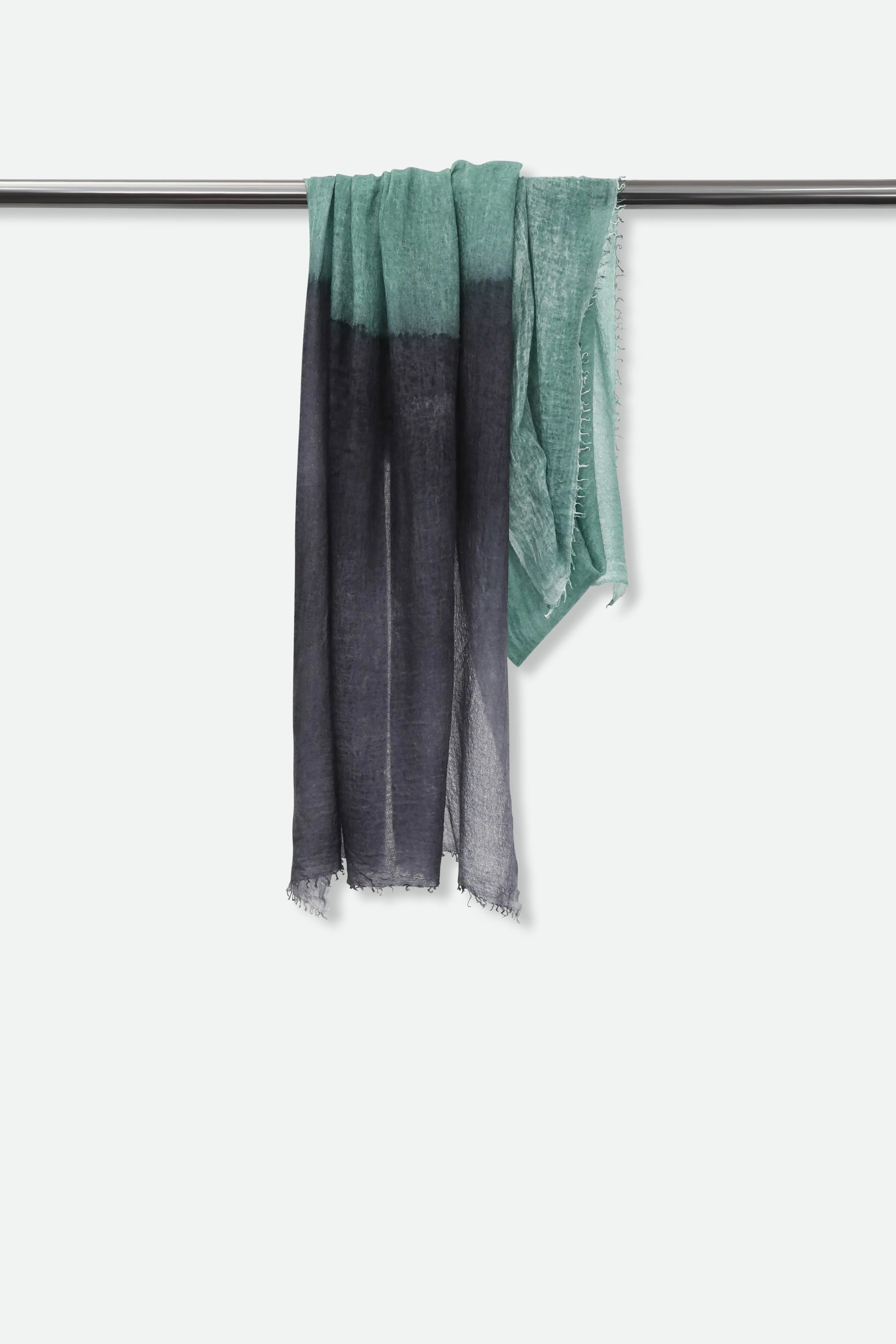 NIGHT MINT SCARF IN HAND DYED CASHMERE